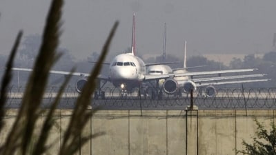 Flight operations hit at Delhi airport due to zero visibility (HT File Photo/Representative image) Flight operations hit at Delhi airport due to zero visibility (HT File Photo/Representative image)