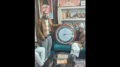 Anil Kumar Sahu gifted the clock to general secretary of Ram Temple Trust Champat Rai on Monday for the Ram temple. (Sourced) Anil Kumar Sahu gifted the clock to general secretary of Ram Temple Trust Champat Rai on Monday for the Ram temple. (Sourced)