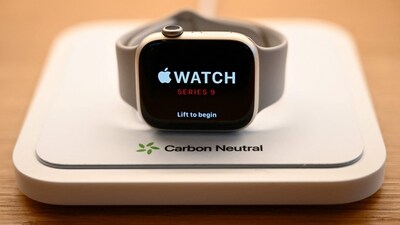 An Apple Watch Series 9 carbon neutral device is displayed for sale at The Grove Apple retail store on release day in Los Angeles, California, on September 22. (AFP) An Apple Watch Series 9 carbon neutral device is displayed for sale at The Grove Apple retail store on release day in Los Angeles, California, on September 22. (AFP)