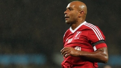 Trevor Sinclair during an exhibition game (Getty) Trevor Sinclair during an exhibition game (Getty)