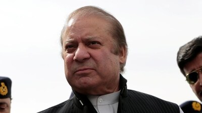 Former Pakistan PM Nawaz Sharif (Reuters Photo) Former Pakistan PM Nawaz Sharif (Reuters Photo)