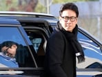 This picture taken on December 23, 2023 shows South Korean actor Lee Sun-kyun arriving at a police station in Incheon for his police questioning over his alleged use of marijuana and other psychoactive drugs. (Photo by Yonhap / YONHAP / AFP) / - South Korea OUT / NO ARCHIVES - RESTRICTED TO SUBSCRIPTION USE This picture taken on December 23, 2023 shows South Korean actor Lee Sun-kyun arriving at a police station in Incheon for his police questioning over his alleged use of marijuana and other psychoactive drugs. (Photo by Yonhap / YONHAP / AFP) / - South Korea OUT / NO ARCHIVES - RESTRICTED TO SUBSCRIPTION USE
