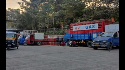 An illegal LPG cylinder godown at Ahilyadevi garden premises in Katraj. (RAVINDRA JOSHI/ HT PHOTO) An illegal LPG cylinder godown at Ahilyadevi garden premises in Katraj. (RAVINDRA JOSHI/ HT PHOTO)