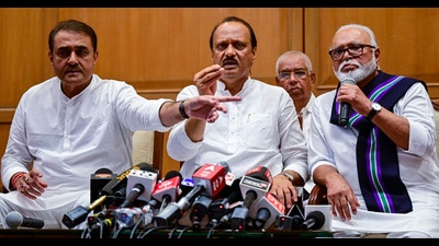 Earlier too, there were speculations of a cold war between Chandrakant Patil and Ajit Pawar (R) over the Pune district guardianship. (HT PHOTO) Earlier too, there were speculations of a cold war between Chandrakant Patil and Ajit Pawar (R) over the Pune district guardianship. (HT PHOTO)