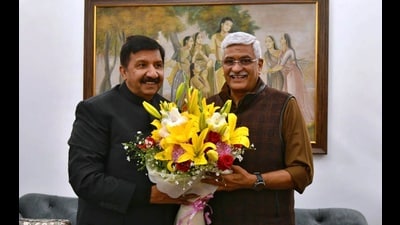 Himachal deputy chief minister Mukesh Agnihotri met Union Minister of Jal Shakti Gajendra Singh Shekhawat along with the team of Jal Shakti Vibhag officers today at his residence in New Delhi. (HT Photo) Himachal deputy chief minister Mukesh Agnihotri met Union Minister of Jal Shakti Gajendra Singh Shekhawat along with the team of Jal Shakti Vibhag officers today at his residence in New Delhi. (HT Photo)