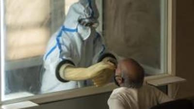 AIIMS asked all the departments at the institution to make provisions in their respective designated wards to manage in-patients who have tested positive for COVID-19.(REPRESENTATIVE PHOTO) (HT_PRINT) AIIMS asked all the departments at the institution to make provisions in their respective designated wards to manage in-patients who have tested positive for COVID-19.(REPRESENTATIVE PHOTO) (HT_PRINT)