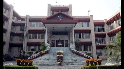 The Chandigarh administration on Wednesday de-recognised Vivek High School, Sector 38 for not giving admission to EWS students in 2023-24 and for not committing to do so in the 2024-25 session either. (HT File) The Chandigarh administration on Wednesday de-recognised Vivek High School, Sector 38 for not giving admission to EWS students in 2023-24 and for not committing to do so in the 2024-25 session either. (HT File)