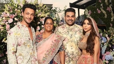 Arpita and her husband and actor Aayush Sharma also attended the ceremony Arpita and her husband and actor Aayush Sharma also attended the ceremony