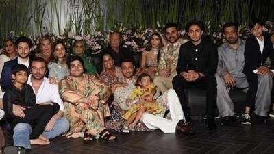 The family portrait features Arbaaz and Sshura, Salman, Sohail, parents Salim and Salma Khan, along with Arpita-Aayush, sister Alvira Agnihotri, and her husband Atul Agnihotri among others (Instagram) The family portrait features Arbaaz and Sshura, Salman, Sohail, parents Salim and Salma Khan, along with Arpita-Aayush, sister Alvira Agnihotri, and her husband Atul Agnihotri among others (Instagram)