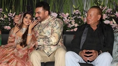 Salim Khan on Arbaaz Khan's wedding. Salim Khan on Arbaaz Khan's wedding.
