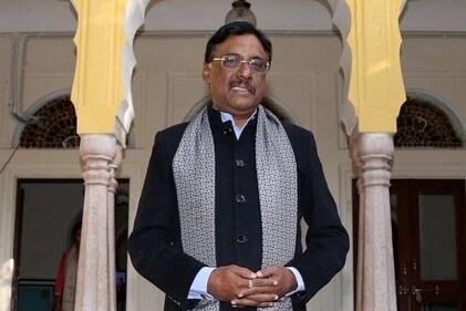 Pavan K Varma, Former Ambassador of India to Bhutan, will present a mushaira (narration) on the life and works of poet Mirza Ghalib. Pavan K Varma, Former Ambassador of India to Bhutan, will present a mushaira (narration) on the life and works of poet Mirza Ghalib.