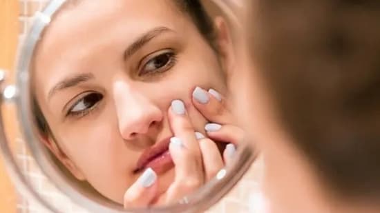 Recurrent skin picking can lead to skin damage. People with Dermatillomania are sometimes not aware of the picking spikes.&nbsp;(Unsplash)