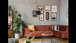 Rely on your taste in art to give a space a personalised feel. Contemporary art pieces brings in vibrancy. Or choose an unusual piece with subtle textures that divulge secrets only to keen viewers. (Shutterstock)
