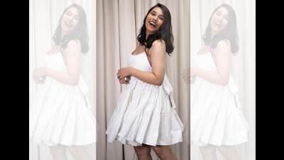 Comedian, mimicry artist and digital creator Saloni Gaur made it to Forbes India’s Top 100 Digital Stars list this year. She won an award for her funny videos at Creators United, India’s first experiential festival for creators. She hit 5 million followers on YouTube.