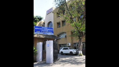 Lack of coordination between MC departments leading to losses: CAG (HT Photo) Lack of coordination between MC departments leading to losses: CAG (HT Photo)
