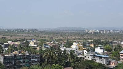 Navi Mumbai, India - May 26, 2023:Villagers oppose CIDCO land acquisition plan in Uran in Navi Mumbai, India, on Friday, May 26, 2023. (Photo by Bachchan Kumar/ HT PHOTO) (HT PHOTO) Navi Mumbai, India - May 26, 2023:Villagers oppose CIDCO land acquisition plan in Uran in Navi Mumbai, India, on Friday, May 26, 2023. (Photo by Bachchan Kumar/ HT PHOTO) (HT PHOTO)