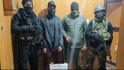 Police said that the terrorist tried to flee after seeing the security personnel but an alert team apprehended him tactfully. (Image posted on X by Baramulla Police) Police said that the terrorist tried to flee after seeing the security personnel but an alert team apprehended him tactfully. (Image posted on X by Baramulla Police)
