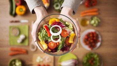 In an interview with Zarafshan Shiraz of HT Lifestyle, Samyuktha Adityan, Founder of Natureallé, suggested, “It is advisable to consume organically grown produce whenever possible and steer clear of processed food. Opting organic means choosing food cultivated with natural fertilisers and pesticides and avoiding genetically modified seeds. This diminishes exposure to endocrine-disrupting chemicals, particularly associated with breast cancer, as they interfere with hormone regulation. It also ensures more nourishing meals for our bodies with minimal harm to the Earth. Beyond direct health effects, organic farming fosters biodiversity, healthier soil, and reduced environmental pollution, indirectly aiding in disease prevention, including cancer, by creating a healthier ecosystem and minimizing exposure to potential carcinogens.” Asserting that women’s health is highly dependent on dietary choices that ensure hormonal balance, she recommended the following organic foods in meals as they keep us healthy and safer from lifestyle diseases - (File Photo) In an interview with Zarafshan Shiraz of HT Lifestyle, Samyuktha Adityan, Founder of Natureallé, suggested, “It is advisable to consume organically grown produce whenever possible and steer clear of processed food. Opting organic means choosing food cultivated with natural fertilisers and pesticides and avoiding genetically modified seeds. This diminishes exposure to endocrine-disrupting chemicals, particularly associated with breast cancer, as they interfere with hormone regulation. It also ensures more nourishing meals for our bodies with minimal harm to the Earth. Beyond direct health effects, organic farming fosters biodiversity, healthier soil, and reduced environmental pollution, indirectly aiding in disease prevention, including cancer, by creating a healthier ecosystem and minimizing exposure to potential carcinogens.” Asserting that women’s health is highly dependent on dietary choices that ensure hormonal balance, she recommended the following organic foods in meals as they keep us healthy and safer from lifestyle diseases - (File Photo)