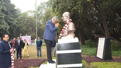 Leaders paid heartfelt tribute to late BJP veteran Arun Jaitley.