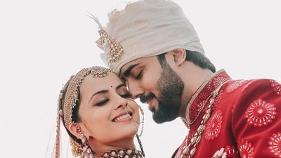 Shrenu Parikh tied the knot with Akshay Mhatre Shrenu Parikh tied the knot with Akshay Mhatre