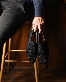Velvet and embellished shoes for the cocktail night Velvet and embellished shoes for the cocktail night