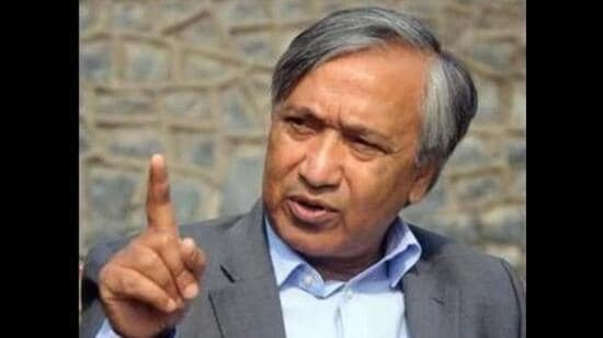 CPI(M) leader and Gupkar Alliance spokesperson MY Tarigami on Thursday said that opposition parties and stakeholders in civil society would file a review petition in Supreme Court against the decision to uphold the abrogation of Article 370 before January 11. (HT file photo)