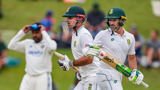 India vs South Africa Live Score, 1st Test Day 2: Dean Elgar and David Bedingham run between the wicket(PTI)