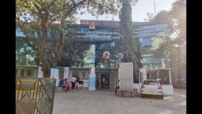 The PMC decided to cancel the reservation of Sutar Hospital on the said plot according to the provisions of the Maharashtra Regional Town Planning Act 1966. (RAHUL RAUT/ HT PHOTO) The PMC decided to cancel the reservation of Sutar Hospital on the said plot according to the provisions of the Maharashtra Regional Town Planning Act 1966. (RAHUL RAUT/ HT PHOTO)