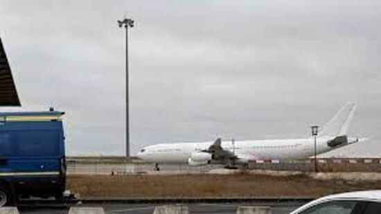 Haryana Police seek details of passengers aboard Legend Airways flight. (HT)