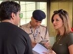 Sussanne Khan and Arslan Goni at Mumbai airport. (Viral Bhayani)