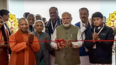 Prime Minister Narendra Modi with Uttar Pradesh governor Anandiben Patel, chief minister Yogi Adityanath, deputy chief minister Keshav Prasad Maurya, Union civil aviation minister Jyotiraditya Scindia and others inaugurates Maharshi Valmiki International Airport, in Ayodhya (PTI) (HT_PRINT) Prime Minister Narendra Modi with Uttar Pradesh governor Anandiben Patel, chief minister Yogi Adityanath, deputy chief minister Keshav Prasad Maurya, Union civil aviation minister Jyotiraditya Scindia and others inaugurates Maharshi Valmiki International Airport, in Ayodhya (PTI) (HT_PRINT)