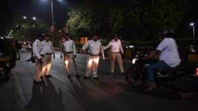 The DGP instructed cops to put barriers to curb reckless and rash driving by youngsters as well as to keep a check on drunk driving outside clubs, lounges and hotels. (For Representation) The DGP instructed cops to put barriers to curb reckless and rash driving by youngsters as well as to keep a check on drunk driving outside clubs, lounges and hotels. (For Representation)