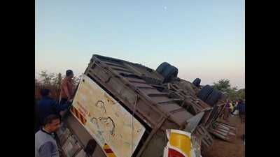 The deceased and the injured had organised a private trip to Harihareshwar and hired a private bus. (HT PHOTO) The deceased and the injured had organised a private trip to Harihareshwar and hired a private bus. (HT PHOTO)