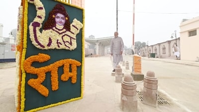 Ayodhya is decked up with flowers and posters ahead of Prime Minister Narendra Modi's visit on Saturday. (Deepak Gupta/HT) Ayodhya is decked up with flowers and posters ahead of Prime Minister Narendra Modi's visit on Saturday. (Deepak Gupta/HT)