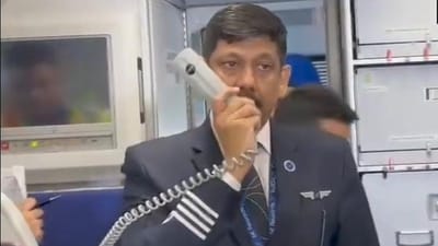 Watch: IndiGo pilot welcomes passengers as 1st flight to new Ayodhya airport takes off Watch: IndiGo pilot welcomes passengers as 1st flight to new Ayodhya airport takes off