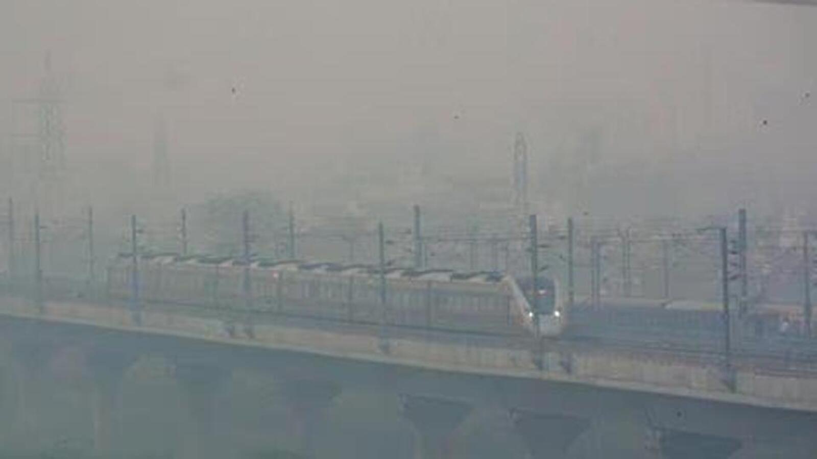 At 389, Delhi's AQI remains in 'very poor' category, may deteriorate further | Latest News Delhi - Vimarsana News