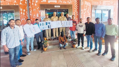Robber nabbed with ₹17.5 lakh after dramatic chase Robber nabbed with ₹17.5 lakh after dramatic chase