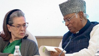 Sonia Gandhi, Mallikarjun Kharge and Adhir Ranjan Chowdhury have been invited to the Ram Temple inauguration on January 22 (ANI) Sonia Gandhi, Mallikarjun Kharge and Adhir Ranjan Chowdhury have been invited to the Ram Temple inauguration on January 22 (ANI)