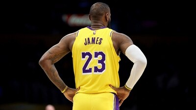 LOS ANGELES, CALIFORNIA- Streaming giants Kick and Twitch vie for LeBron James' presence. Sean M. Haffey/Getty Images/AFP (Photo by Sean M. Haffey / GETTY IMAGES NORTH AMERICA / Getty Images via AFP) (Getty Images via AFP) LOS ANGELES, CALIFORNIA- Streaming giants Kick and Twitch vie for LeBron James' presence. Sean M. Haffey/Getty Images/AFP (Photo by Sean M. Haffey / GETTY IMAGES NORTH AMERICA / Getty Images via AFP) (Getty Images via AFP)
