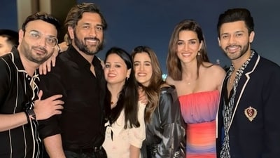 MS Dhoni and Sakshi Dhoni pose with Kriti Sanon, Nupur Sanon and Stebin Ben at a Dubai party. MS Dhoni and Sakshi Dhoni pose with Kriti Sanon, Nupur Sanon and Stebin Ben at a Dubai party.