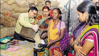 Officials said jute bags will help protect the environment because jute is a natural, biodegradable, renewable and reusable fibre. (Representative Image) Officials said jute bags will help protect the environment because jute is a natural, biodegradable, renewable and reusable fibre. (Representative Image)