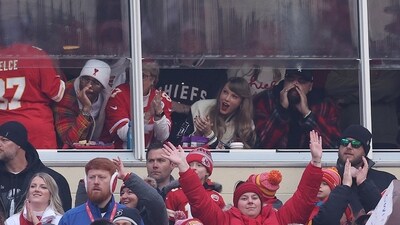 Taylor Swift cheers during the first quarter between the Cincinnati Bengals and the Kansas City Chiefs at GEHA Field at Arrowhead Stadium on December 31, 2023 in Kansas City, Missouri (Photo by JAMIE SQUIRE / GETTY IMAGES NORTH AMERICA / Getty Images via AFP) (Getty Images via AFP) Taylor Swift cheers during the first quarter between the Cincinnati Bengals and the Kansas City Chiefs at GEHA Field at Arrowhead Stadium on December 31, 2023 in Kansas City, Missouri (Photo by JAMIE SQUIRE / GETTY IMAGES NORTH AMERICA / Getty Images via AFP) (Getty Images via AFP)