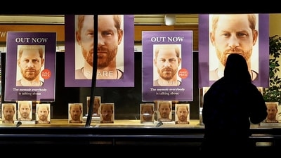 The year's most explosive celebrity memoirs of 2023 (Reuters)