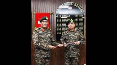 Lieutenant General Navin Sachdeva on Monday took charge as the new general officer commanding of the 16 Corps. (HT Photo)