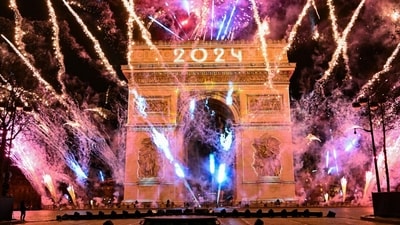 New Year's Eve celebrations in London (BERTRAND GUAY/AFP VIA GETTY IMAGES) New Year's Eve celebrations in London (BERTRAND GUAY/AFP VIA GETTY IMAGES)