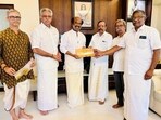 Rajinikanth with several leaders at his home. Rajinikanth with several leaders at his home.