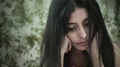 People with trauma often show signs of dissociation. They dissociate from the present and have difficulty in recognising their patterns.&nbsp; (Unsplash)