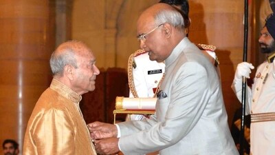 Prof Ved Prakash Nanda was awarded with Padma Bhushan in 2018. (X/ @narendramodi) Prof Ved Prakash Nanda was awarded with Padma Bhushan in 2018. (X/ @narendramodi)