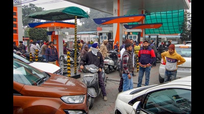 Heavy rush at a petrol pump following nationwide strike of oil tankers, in Amritsar on Tuesday. (PTI)