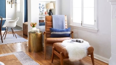 Want to look chic while catching up on some reading? One should swear by the motto “Style follows function.” Want to look chic while catching up on some reading? One should swear by the motto “Style follows function.”